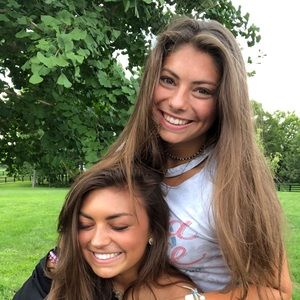 Meet your Posher, Talia